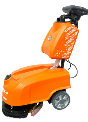 Scrubber dryer, cleaning machine Daewoo DAXM30 – maximum efficiency for professional cleaning