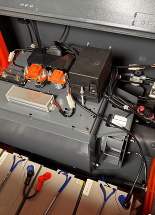 Aufsitz-Kehrmaschine mit Dach Graefer KM160-PRO