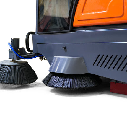 Kehrmaschine mit Kabine Graefer KM180-PRO inkl. Hochdruckreiniger