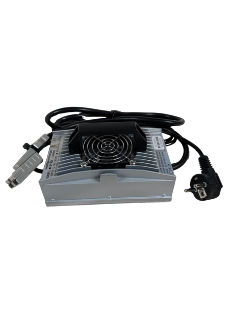 Ladegerät 24V / 15A – für Scheuersaugmaschinen von Daewoo, Kremer und Graefer-PRO