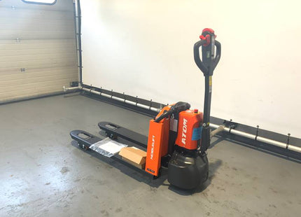 Elektrohubwagen Noblelift PTE15Q 24V 20Ah, Tragkraft 1.500 kg, Gabellänge 1.150mm – Ansicht 4
