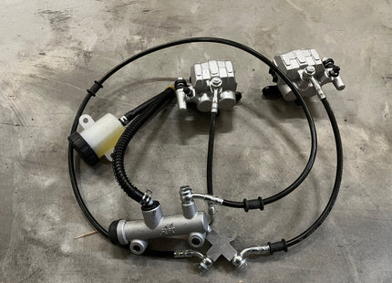 Hydraulisches Bremssystem für Kehrmaschine Daewoo DAS80 / DAS100 / Kremer KRYSZ4 / KRS100 / Graefer KM80-PRO – Ansicht 2