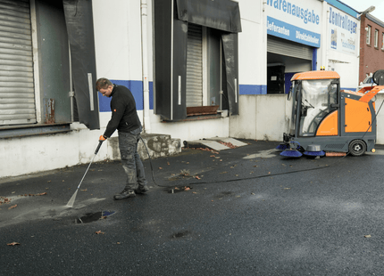 Kehrmaschine mit Kabine Graefer KM180-PRO inkl. Hochdruckreiniger – Ansicht 20