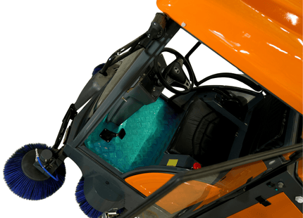 Kehrmaschine mit Kabine Graefer KM180-PRO inkl. Hochdruckreiniger – Ansicht 5