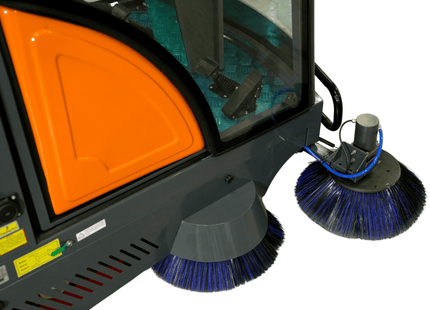 Kehrmaschine mit Kabine Graefer KM180-PRO inkl. Hochdruckreiniger – Ansicht 9