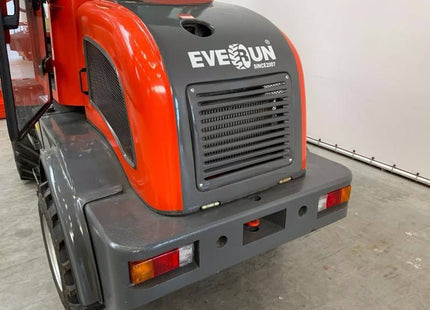 Radlader Hoflader EVERUN Modell ER 08 4WD – Ansicht 6